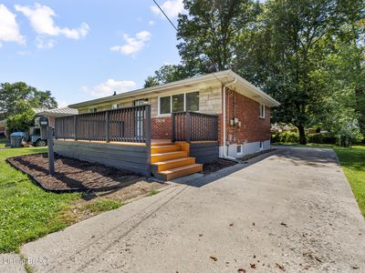 7804 Daffodil Dr