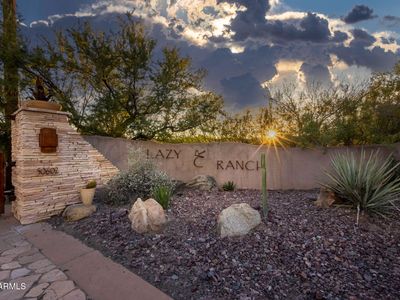 50602 N Us Highway 60 Ave