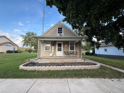 223 N Peru Ave