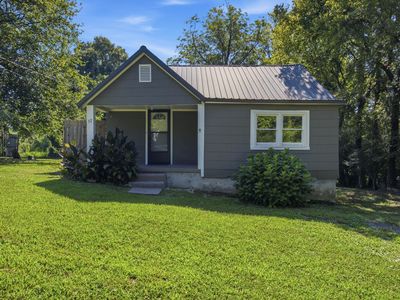 57 Circle Dr