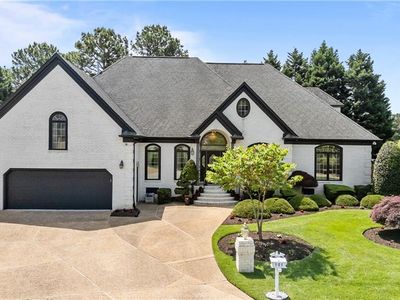 101 Barrington Ln
