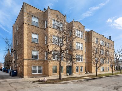 3000 W Sunnyside Ave #2