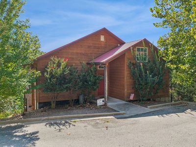 50 Dripping Springs Ct