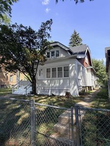 3050 N 24th PLACE