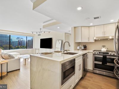 3 Washington Cir NW APT 602