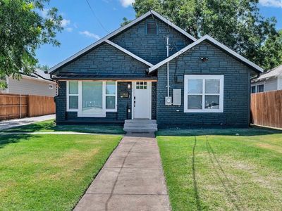 712 Hines Ave