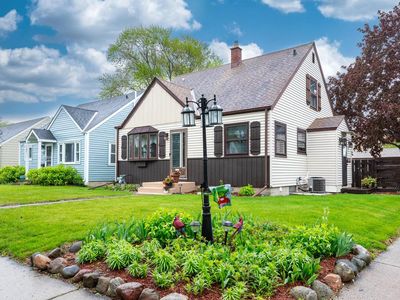 1501 East Norwich AVENUE