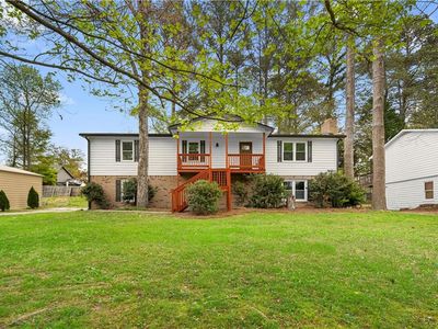 1597 Sprayberry Dr