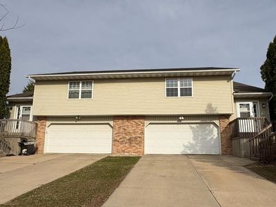 824 N Clover Ln