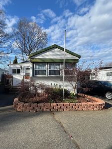 261 Newbury St #17A