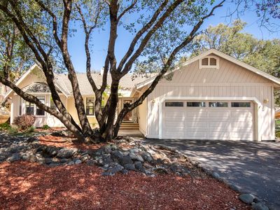 18018 Hummingbird Dr