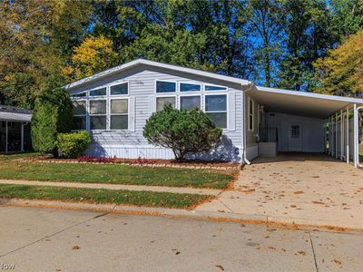 77 Periwinkle Dr