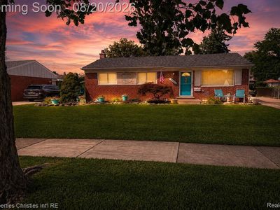 8823 Royce Dr
