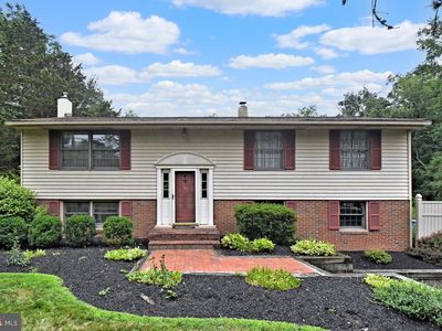 2390 Lenhart Rd