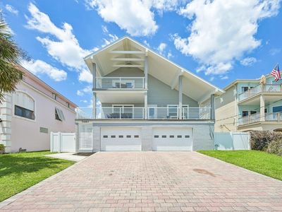 5483 Pelican Way