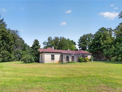 1719 Old Central Rd