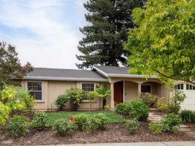 2121 Creeden Way