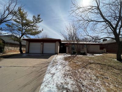 8001 Weehunt Ct
