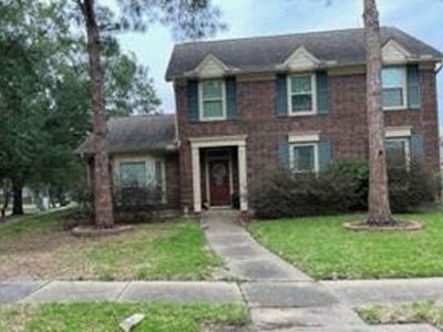 13603 Robin Hill Ct