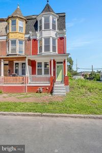 548 Camp St