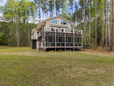 68 Country Club Dr