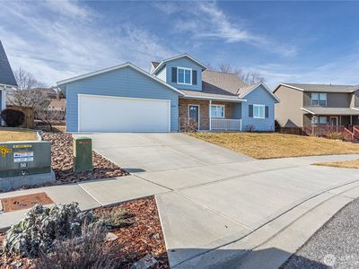 2026 Woodridge Street