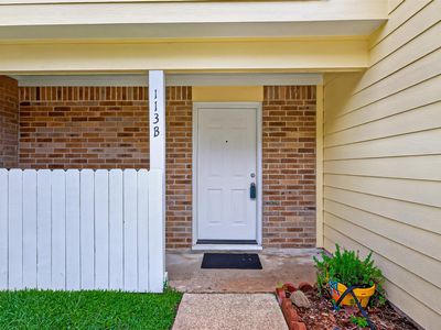 Property at 113 Normal Park Dr #B, Huntsville, TX