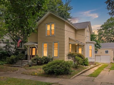 116 S 4th St