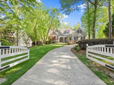110 Old Barn Ct