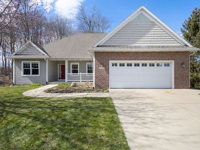 2484 Isle Harbor Ct