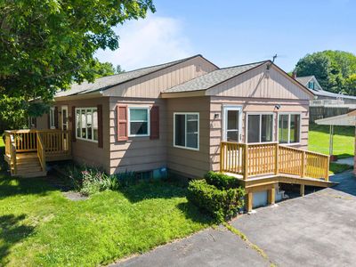 66 Rideout Avenue