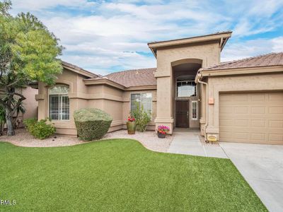 4928 E MICHELLE Drive
