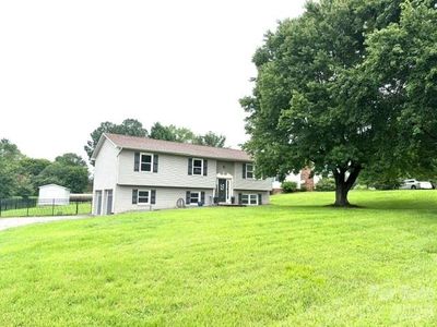 1772 Woodridge Cir