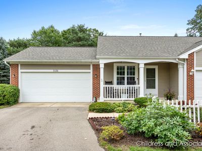 5136 Strawberry Pines Ave NW