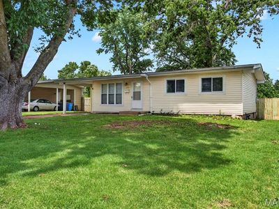 1325 Estes Dr