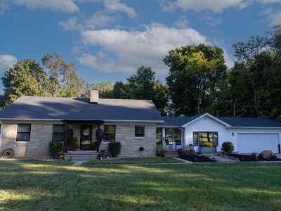2530 W Us Highway 136