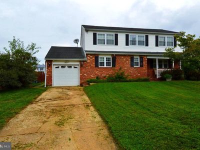 35 Valley Forge Ct