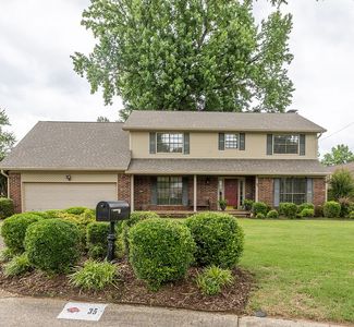 35 Oak Tree Cir