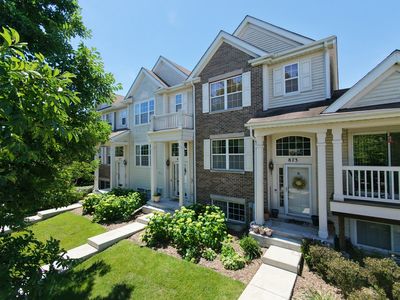 875 Emerald Dr