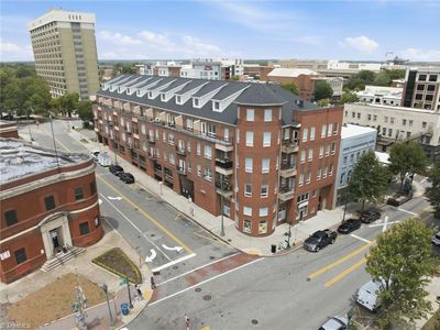 360 S Elm St APT 304