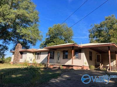 405 Henderson Rd