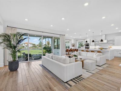 12249 Waterstone Cir