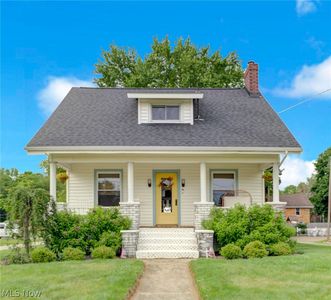 517 W Main St