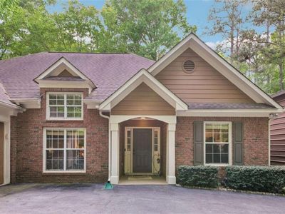 105 Flowers Dr
