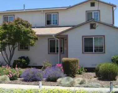 Property at 432 Hunter Ave, Oakland, CA