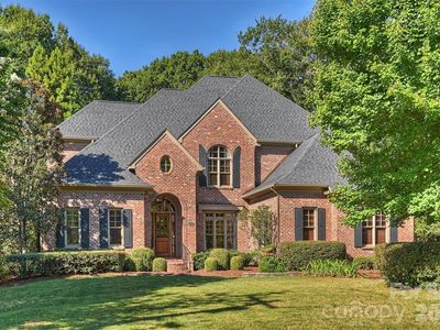 2720 Tanglewood Ln