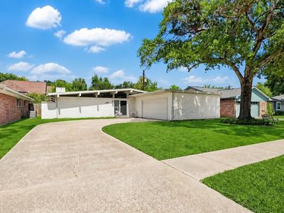 12810 Westmere Dr