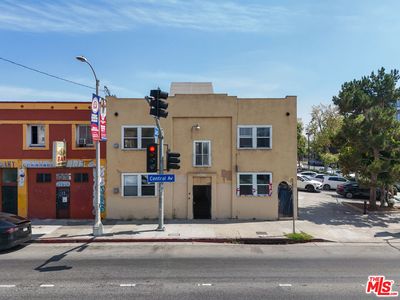 3232 S Central Ave