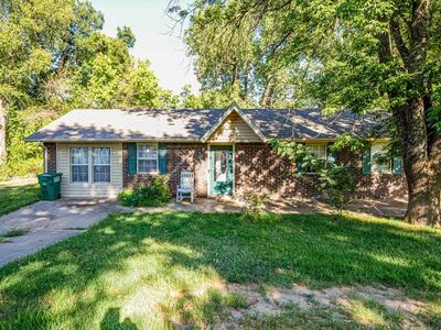 Property at 504 SE 3rd St, Perkins, OK