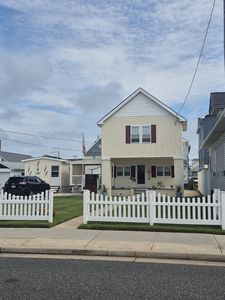 311 W Glenwood Ave